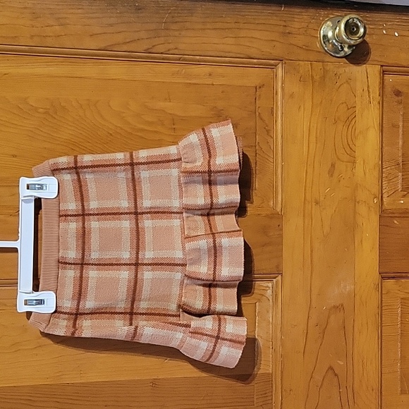 Cute girls sweater skirt set. Orange and size 5-6 - Picture 5 of 7